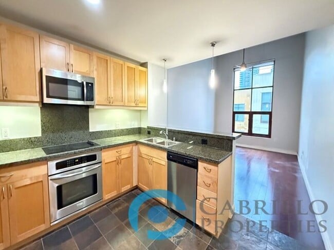 Photo - 1150 J St
