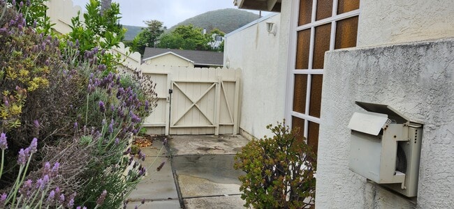 Photo - 11215 Almazon St Unit 1