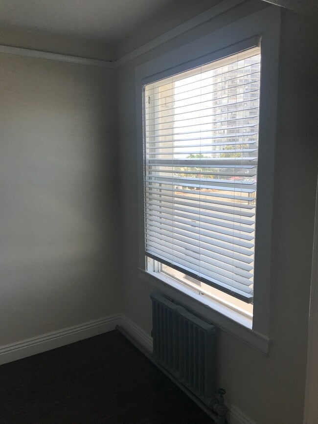 Photo - Ambassador Apartments