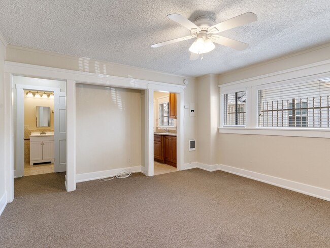 Photo - 1460 Gaviota Ave Unit 04