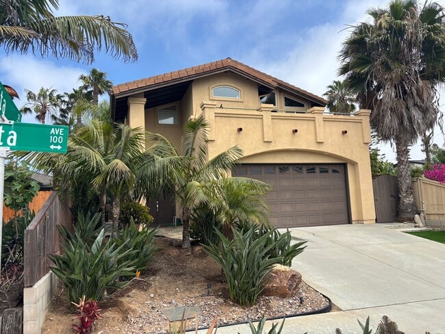 Building Photo - Minutes to Moonlight Beach | Stunning 5 Bedroom Encinitas Home