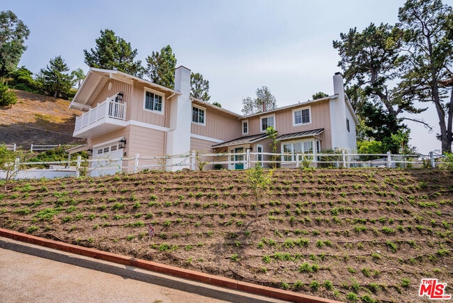 Photo - 10821 Savona Rd