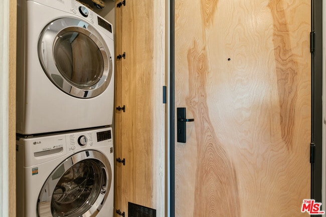 Photo - 12431 Rochester Ave Unit 311