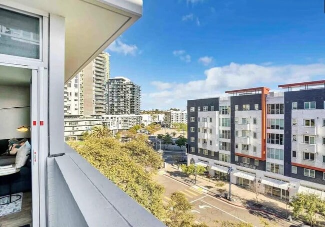 Photo - 206 Park Blvd