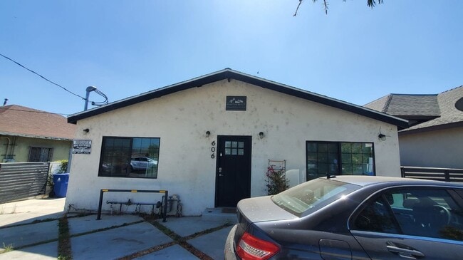 Photo - Fairview Unit 606 Fairview Ave
