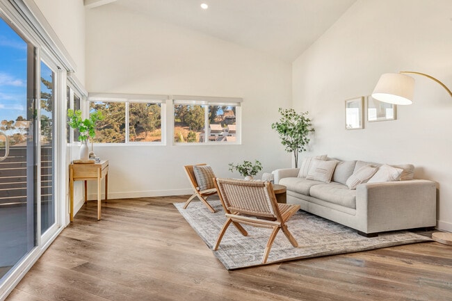 Photo - The Highlands