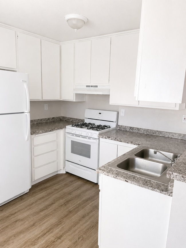 Photo - 16352 Pebble Beach Dr Unit 209