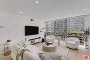 Photo - 10747 Wilshire Blvd Unit 902
