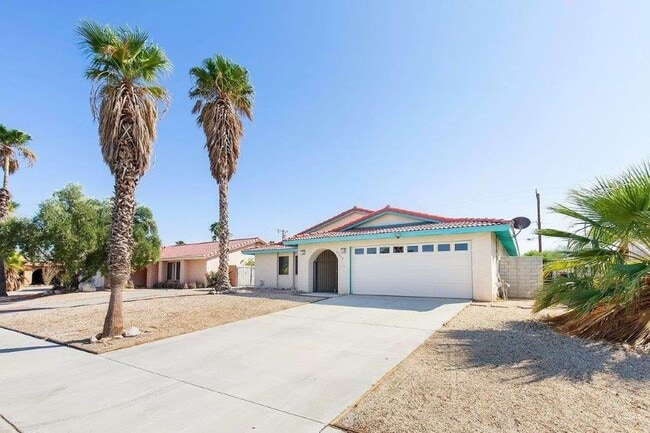 Photo - AVAILABLE NOW!! 3 Bedroom/2 Bathroom Cathedral City Pool Home!!  MOVE IN SPECIAL HALF OFF ONE MON...