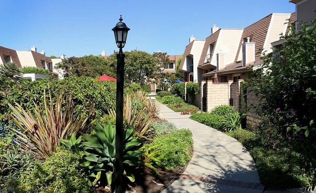 Photo - 13035 Mindanao Way