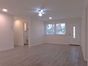 Photo - 906 S Gilbert St