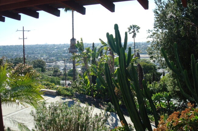 Photo - Great home with views of Sweetwater and Spring Valley mountains