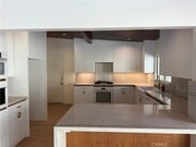 Photo - 940 Crestview Dr