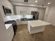 Photo - 1119 Poinsettia Dr