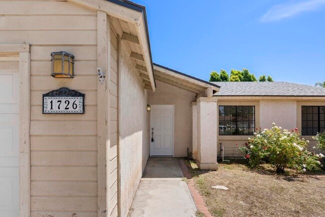 Photo - 1726 Katy Pl