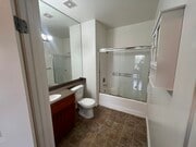 Photo - 1154 Bellevue Ave Apartments