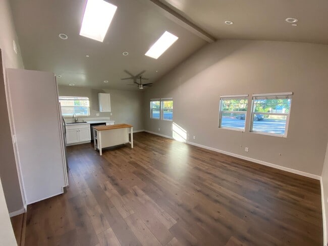 Building Photo - 5708 Colfax Ave Unit 5708 Colfax