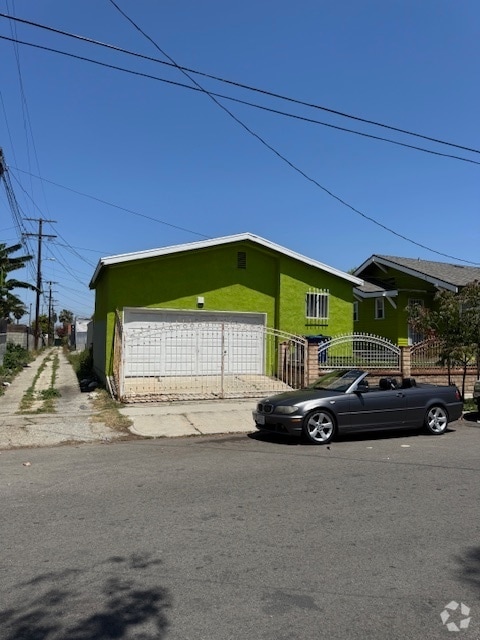 Building Photo - 3829 S Harvard Blvd Rental