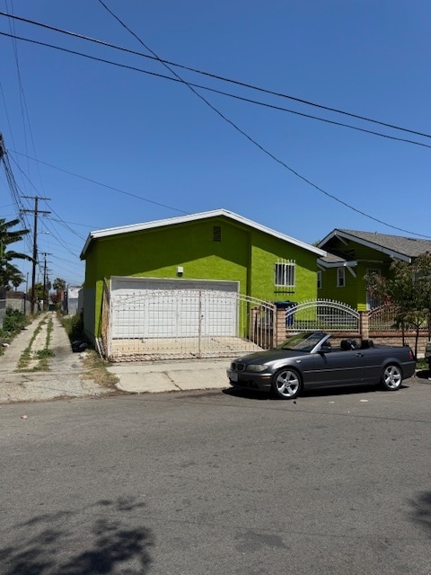 Photo - 3829 S Harvard Blvd Townhome
