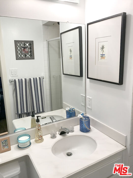 Photo - 8727 Shoreham Dr Unit 2