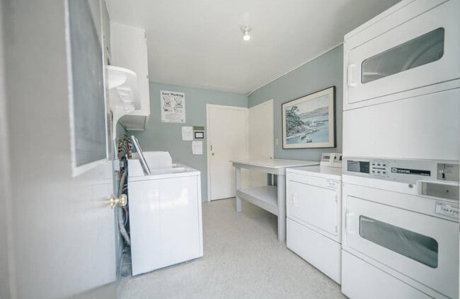 Photo - Shorehaven Townhomes
