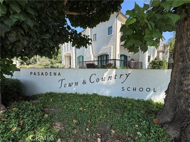 Building Photo - 188 S Sierra Madre Blvd Unit 2