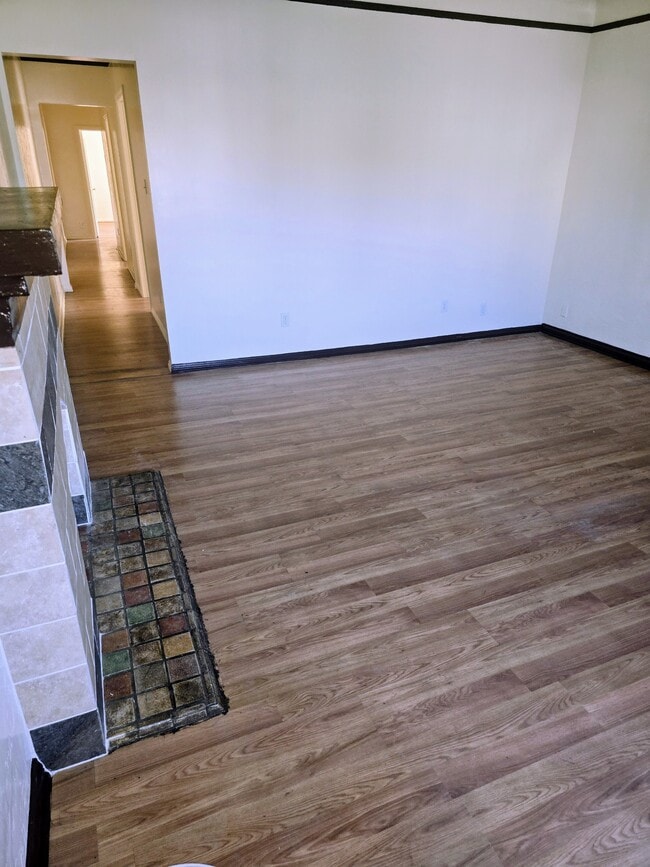 Photo - 2422 E 7th St Unit 2422 1/2