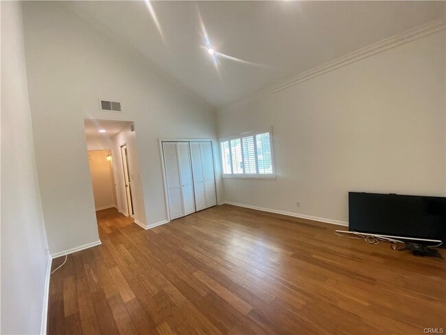 Building Photo - 23351 Park Sorrento Unit 70