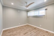2BR, 1BA - 750SF - Garden Courtyard