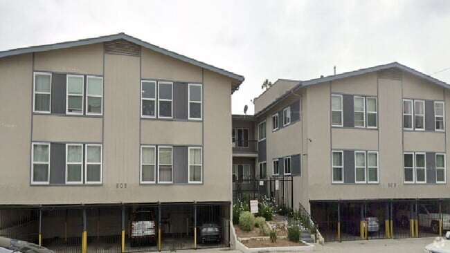 Building Photo - 803 S Crenshaw Blvd Rental