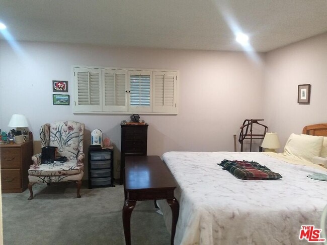 Photo - 7541 Agnew Ave