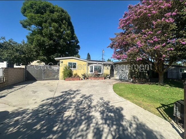 Photo - 15433 Ector St