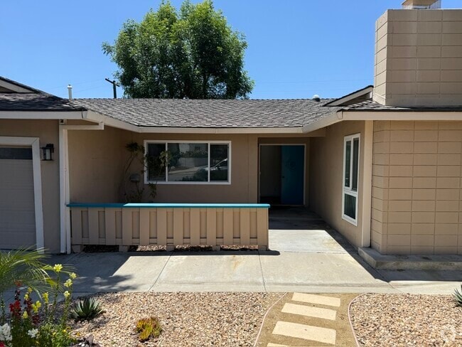 Building Photo - 9235 Creemore Dr Rental