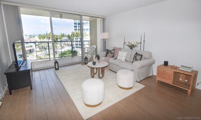 Photo - 1720 Avenida Del Mundo Unit 501