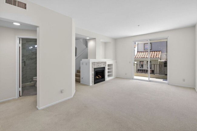 Photo - Bright & Updated 2 Bedroom Home with Flexible Primary Retreat and Amazing Community Amenities!