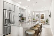 Photo - 1290 E Thompson Blvd Townhome