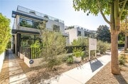 Photo - 812 Huntley Dr