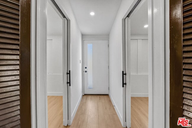 Photo - 9642 Tujunga Canyon Blvd