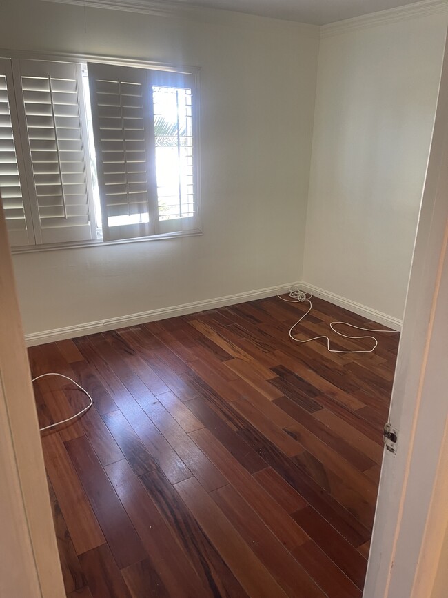 Photo - 14623 Roxton Ave Unit A