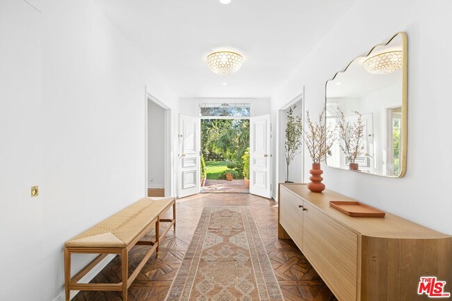 Photo - 201 S Bristol Ave