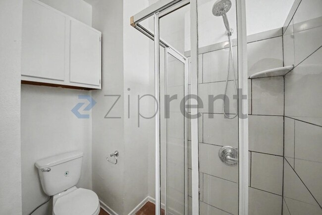 Photo - Unit 406