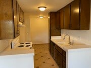 Kitchen - Madison Luxury Apartments