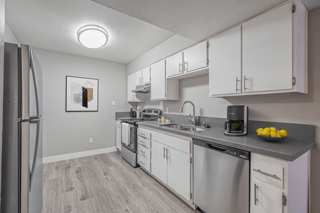 Photo - Monte Azul Apartments