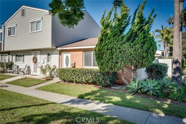 Building Photo - 8162 Eastport Dr