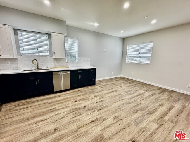 Photo - 5635 Homeside Ave Unit 5637 1/2