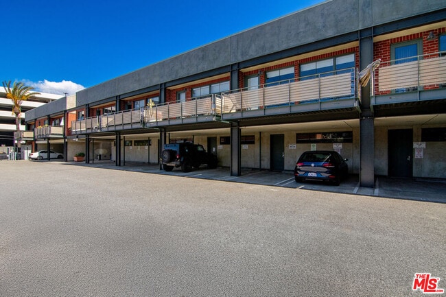 Photo - 1046 Princeton Dr Unit 119