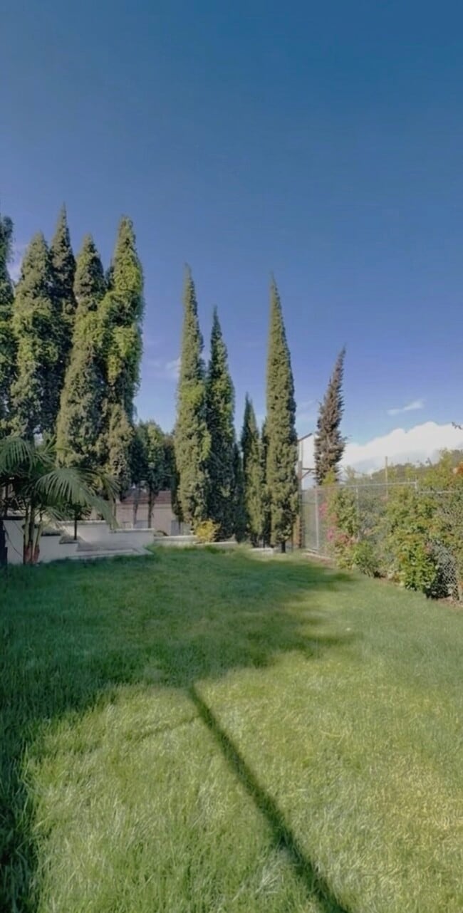 Photo - 2912 Park Center Dr