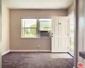 Photo - 112 N Lincoln St Apartment