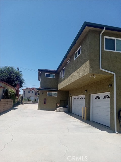 Photo - 432 S Almansor St