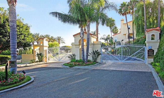 Photo - 6463 Zuma View Pl